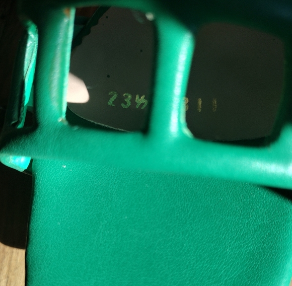 Via Libera Emerald Green Cutout Platform Heels Size 23.5 (6.5) - Picture 7 of 9